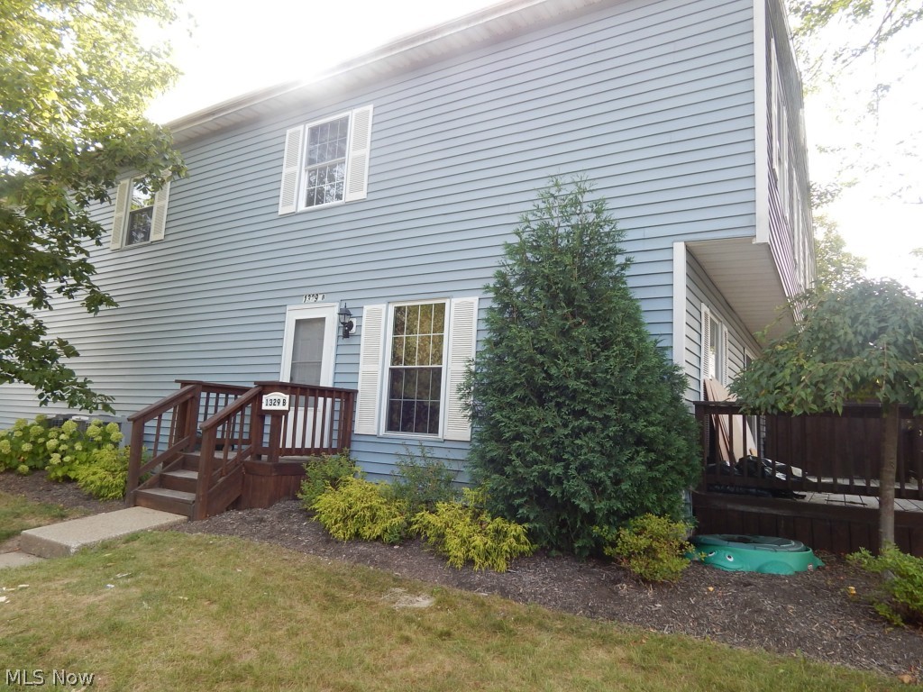 Williamsburg Court Condos - Residential Lease