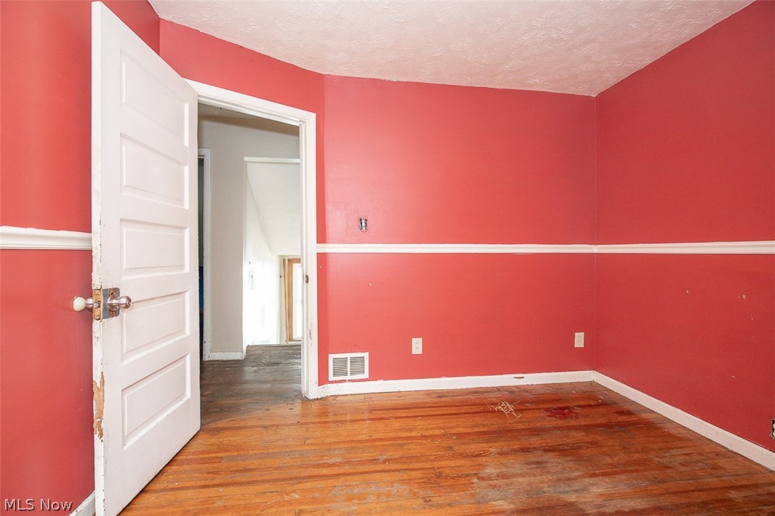 Washington Park Blvd - Residential