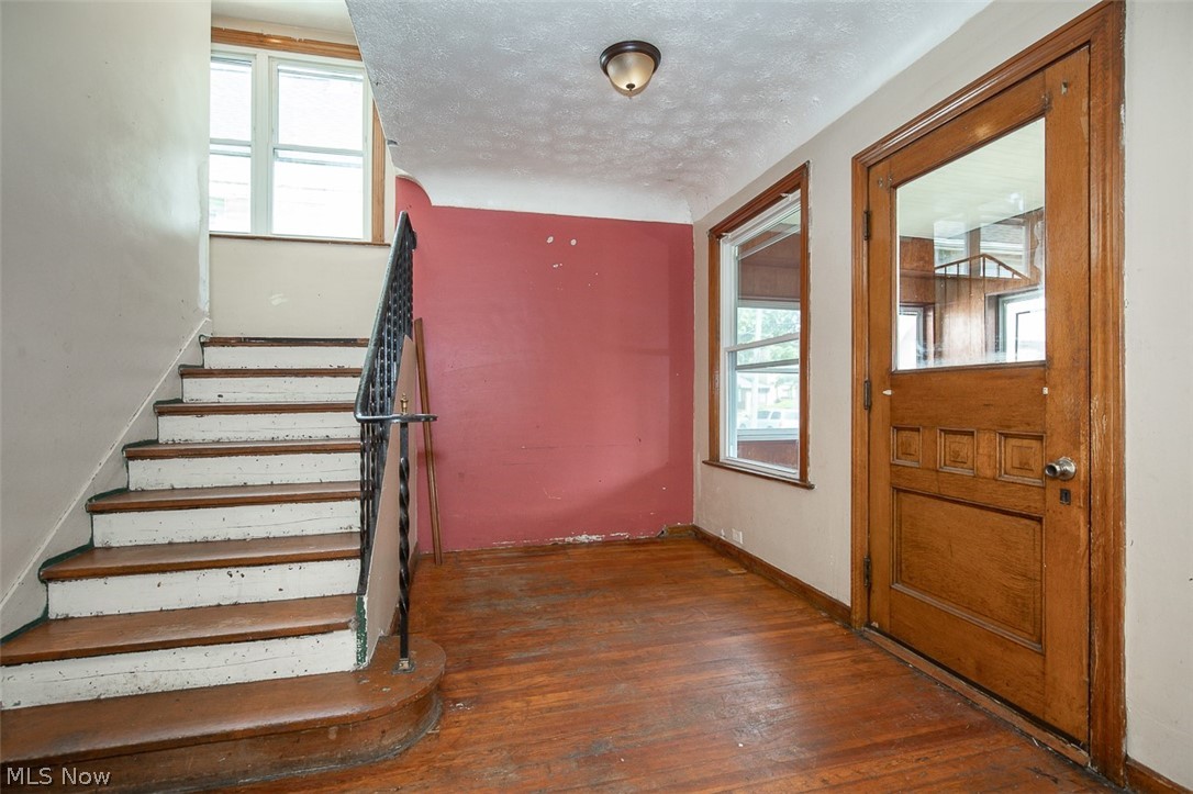 Washington Park Blvd - Residential