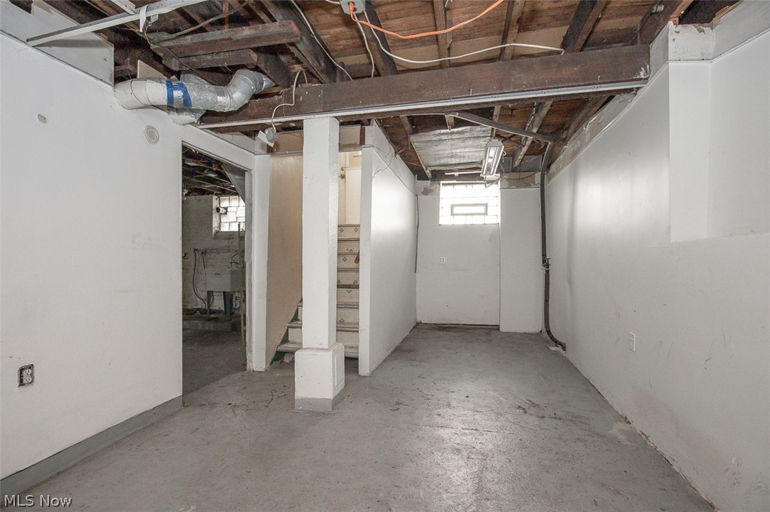 Washington Park Blvd - Residential