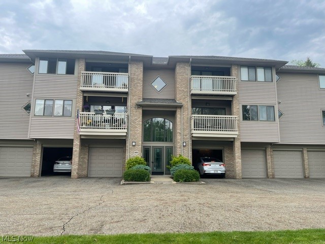Rent includes condo fees, water, trash and recycling pick-up and Wi-Fi (Spectrum). A 1- car garage with ample storage space is also included. Additional parking may be leased from the Condo management.


This completely renovated 1235 sq. ft luxury condo features 2 spacious bedrooms and 2 full bathrooms. Located in the lush gated Rosemont community in Fairlawn it offers a perfect blend of comfort and updated amenities. The clubhouse offers a gym and sauna, large community room, outdoor fire pits for gatherings, or just enjoying the weather with your dog! This home provides a seamless living experience in a stylish and inviting setting.


No pet policy.
$60 application fee.
Requirements include a credit score of 600+ with no past evictions.