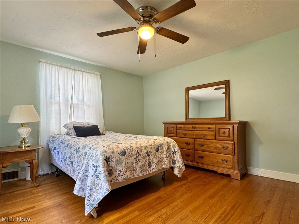 COUNTRY CLUB - Residential