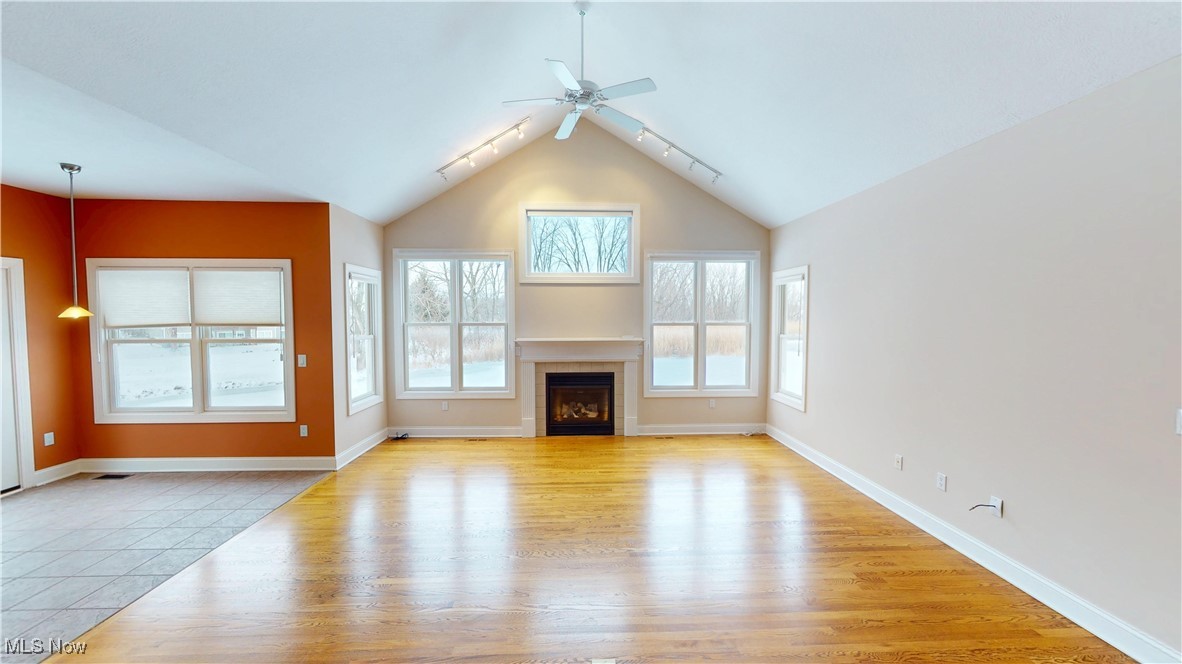 Lakes/Franklin Mills Condo - Residential