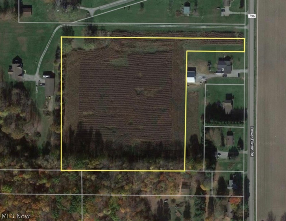 Beautiful piece of property just waiting for you to build your dream home! Come enjoy this lovely 8.5 acres of land in Crestview Local School District. It is not often that an opportunity to purchase acreage presents itself.