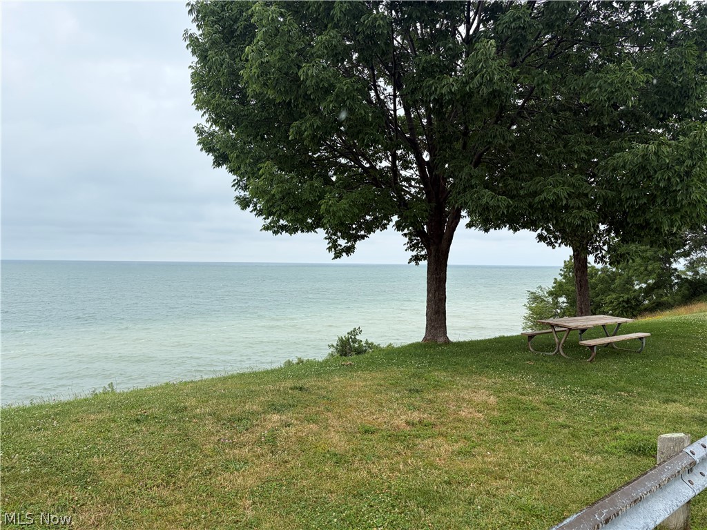 Willobee On The Lake 3 - Residential