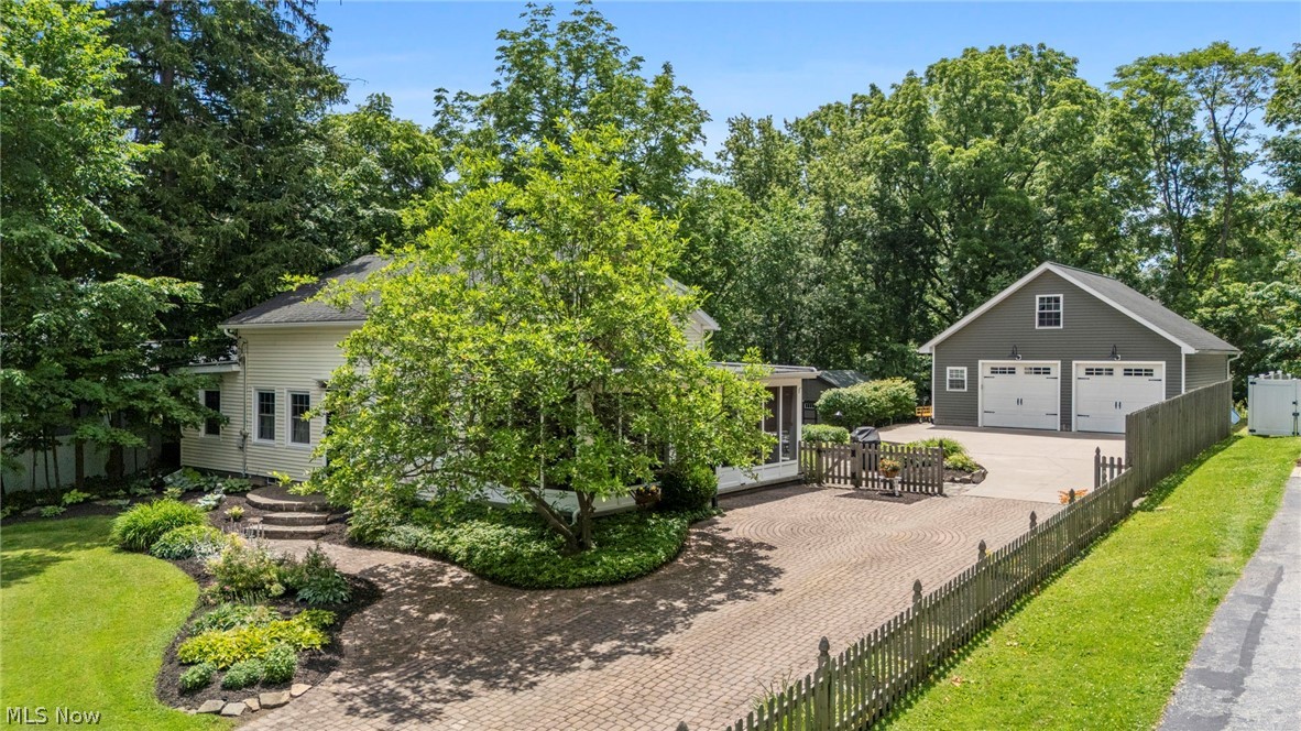 Village/Chardon - Residential