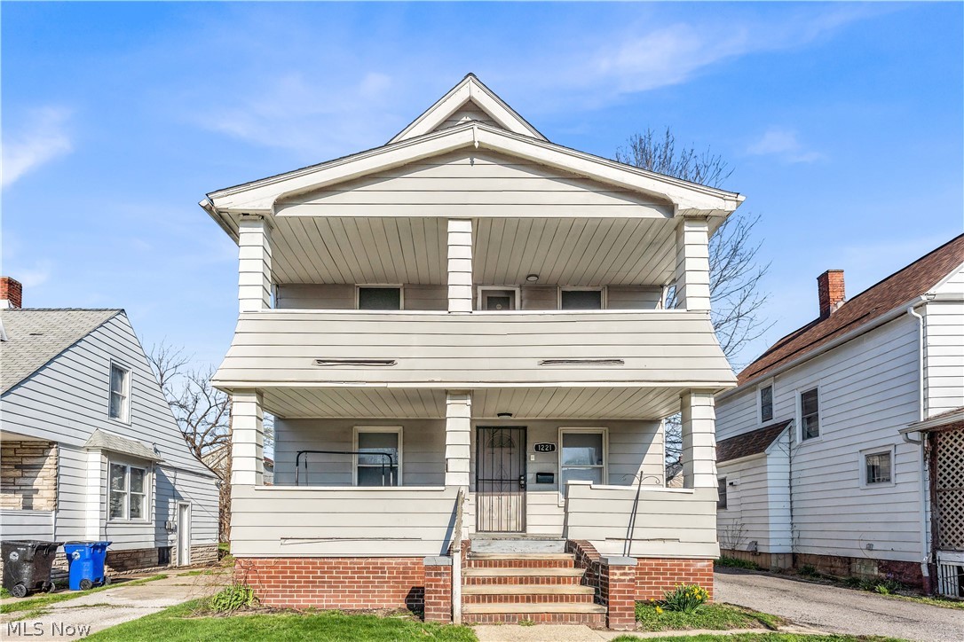 Welcome to 1221 E 168th St | UP Unit, Cleveland, OH 44110! This 2-bedroom, 1-bath upper unit offers a comfortable and inviting living space in a convenient location. Enjoy a bright and airy layout with plenty of natural light throughout. //

BEDROOMS: 2 //
BATHROOMS: 1 // 
APPLIANCES PROVIDED: N/A //
UTILITIES / RESIDENT RESPONSIBILITY: Resident pays gas and electric and is responsible for snow removal. //

$35/month required resident benefit package; can include personal property/liability insurance for an additional $10/month for $45/month total. //

After application Pre-Approval 1 applicant per household application is required to fill out a PetScreening application, before being about to proceed with placing a Reservation Fee for one of our properties.  You will receive a pre-approval for your application and in order to proceed, the PetScreening is required. Even if you have NO pets - this application must be filled out. One time, non-refundable pet fee of $250-600 per animal applies to all pets & must be paid before or when you pay your first month rent. (No fee for qualified assistance animals). //

$ 900 rent / $ 900 deposit //
$55 application fee per adult //
1-2 pets OK in this unit. After application pre-approval, a PetScreening is required for any animals to proceed with one of our properties; a PetScreening affidavit is still required if you have no pets. (Some breed restrictions apply per HUD guidelines). //
NO SMOKING //
1 time $139 non-refundable set up fee paid at lease signing //

Our application is processed through secure site: Findigs, and they require ID and income verification. Without this, your application will not be processed. They offer 24/7 chat support on their application directly if you have any questions.