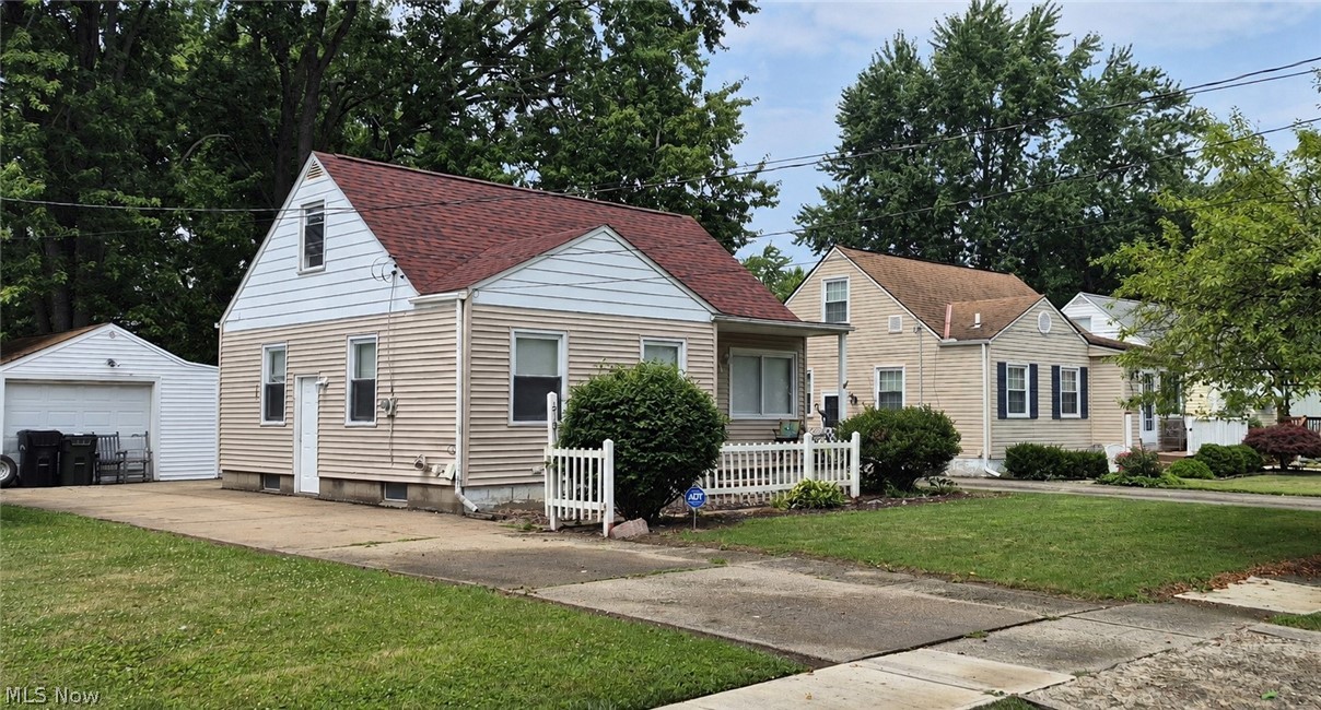 East Broad Heights - Residential