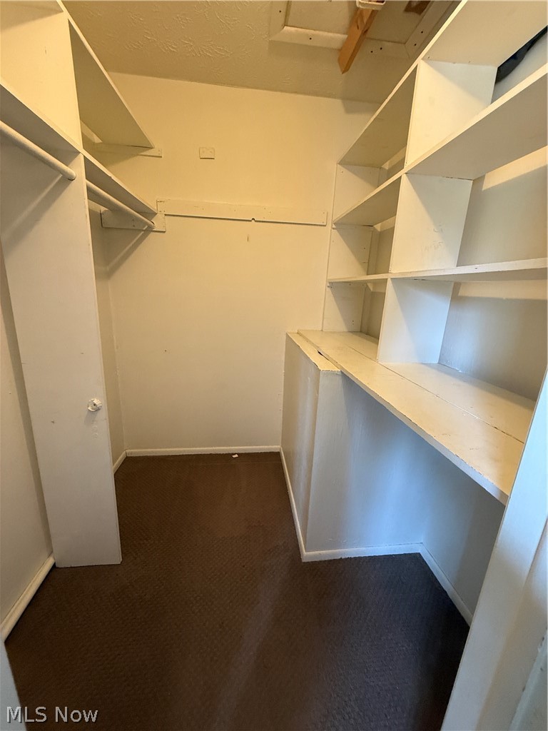 Middle Ridge Condo - Residential