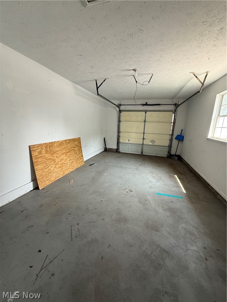 Middle Ridge Condo - Residential