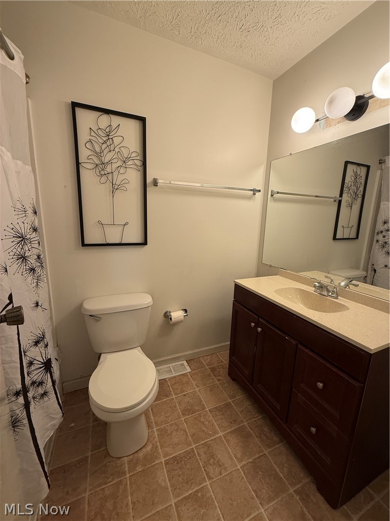 Middle Ridge Condo - Residential