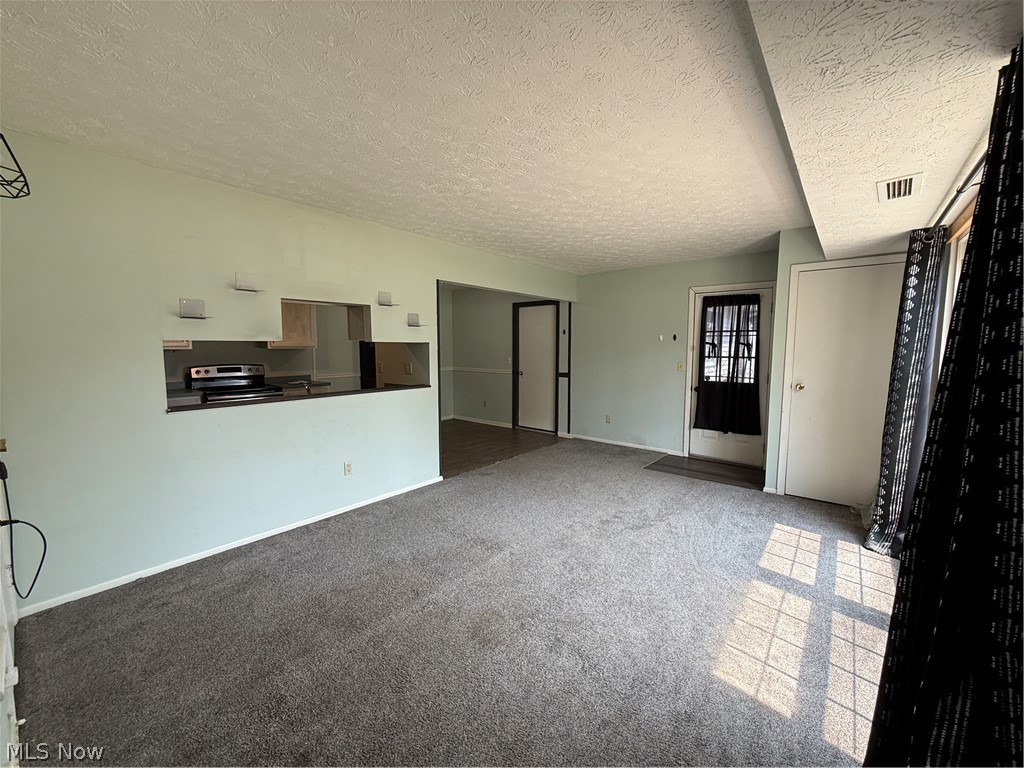 Middle Ridge Condo - Residential