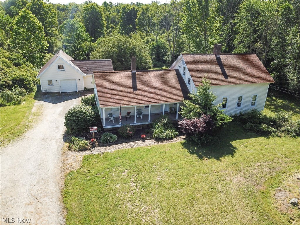 Single family home for Rent in West Geauga School District. Pictures available soon.