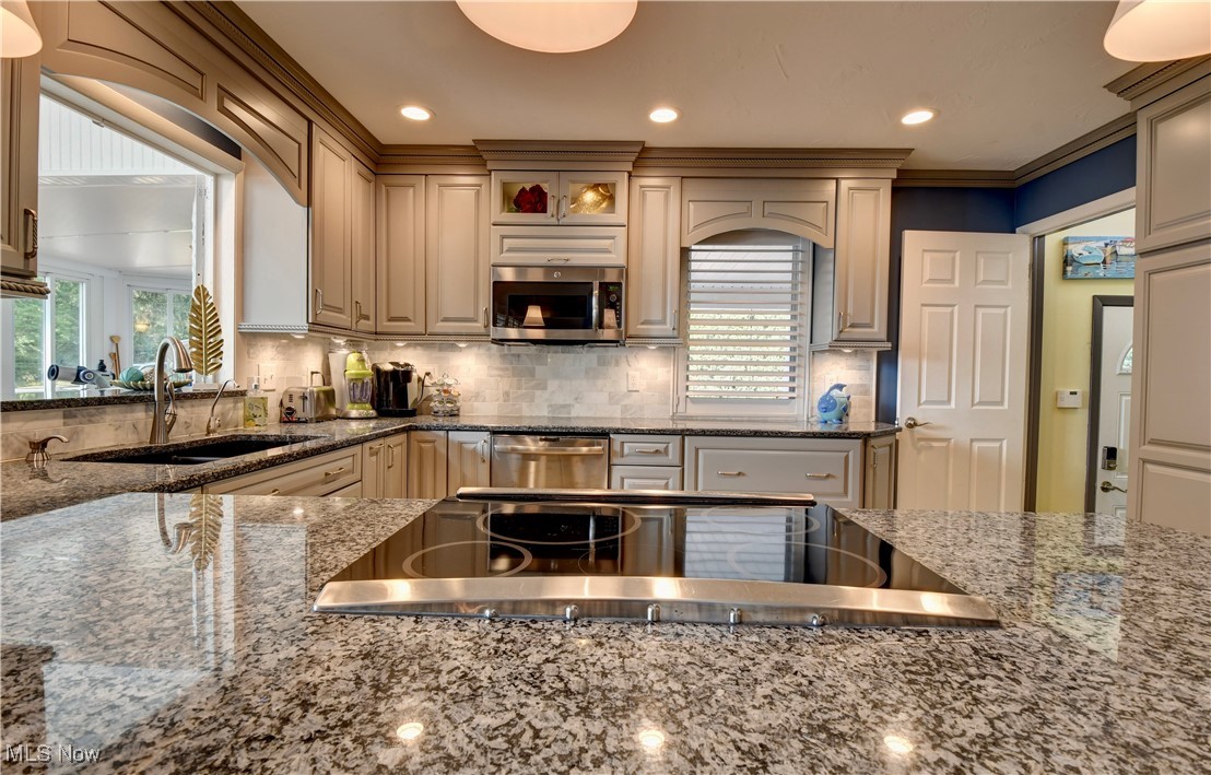 Paradise Point - Residential