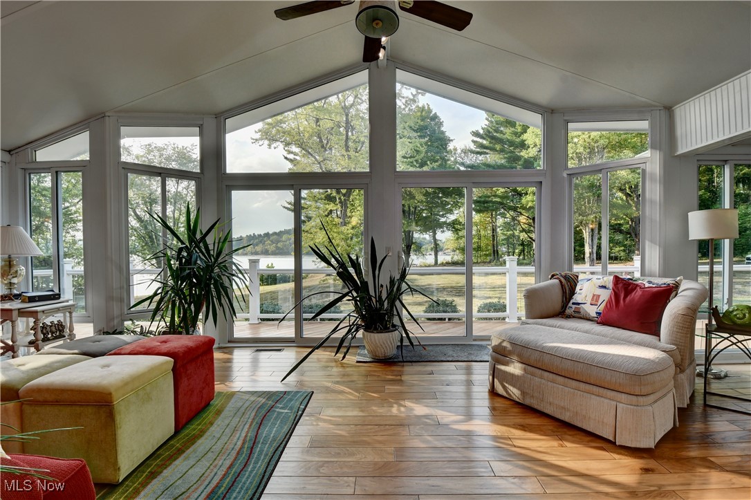 Paradise Point - Residential