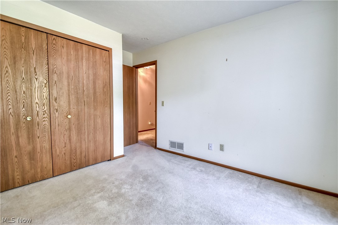 Country Scene Condo - Residential