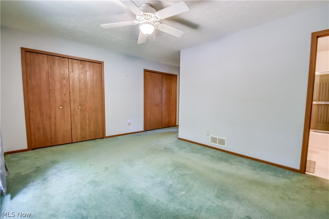 Country Scene Condo - Residential