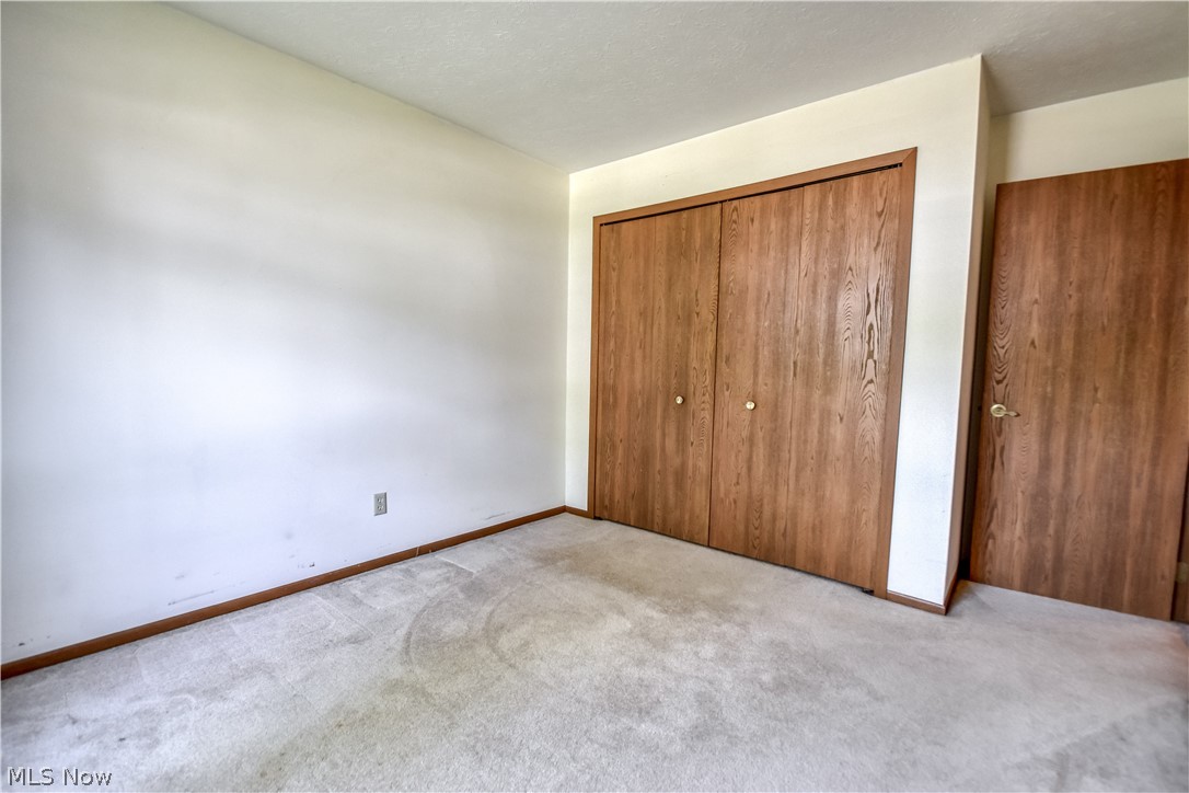 Country Scene Condo - Residential