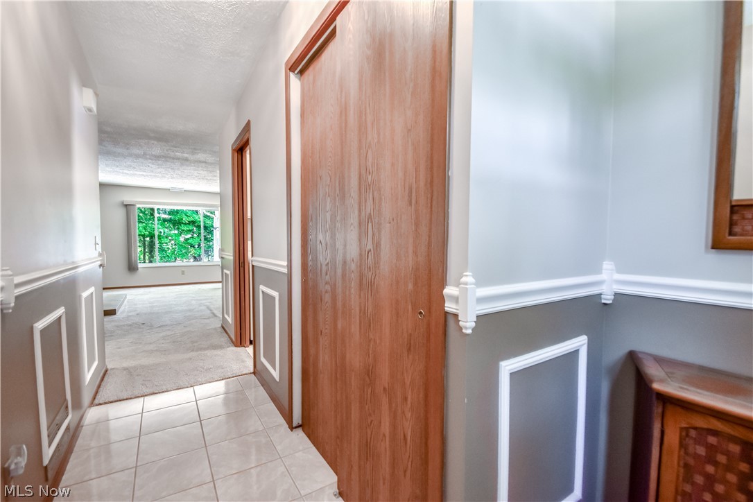 Country Scene Condo - Residential