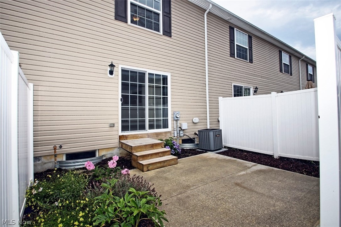Powdermaker Town Homes - Residential
