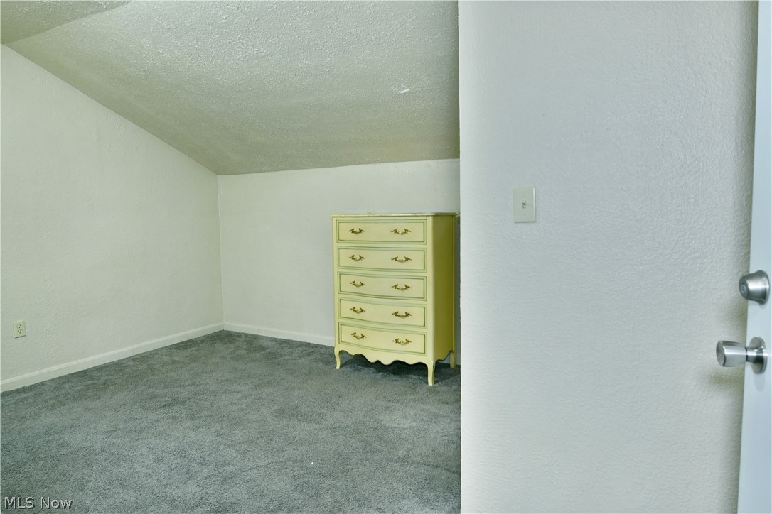 YSU Corridor ,Northside - Residential