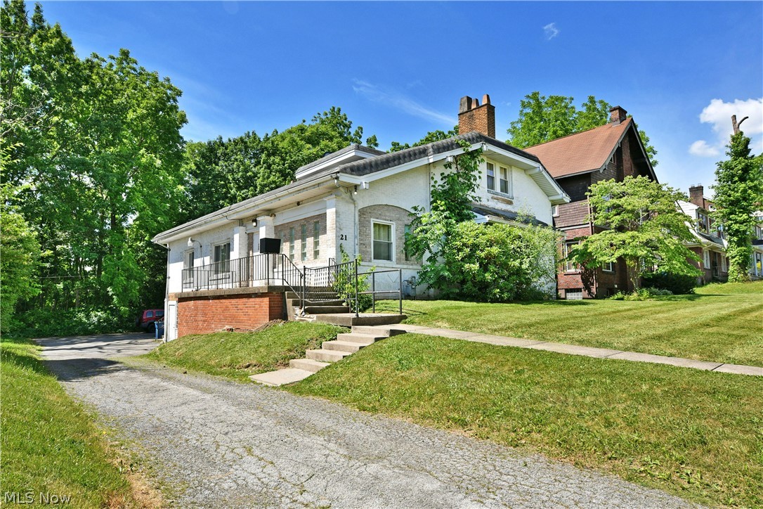 YSU Corridor ,Northside - Residential