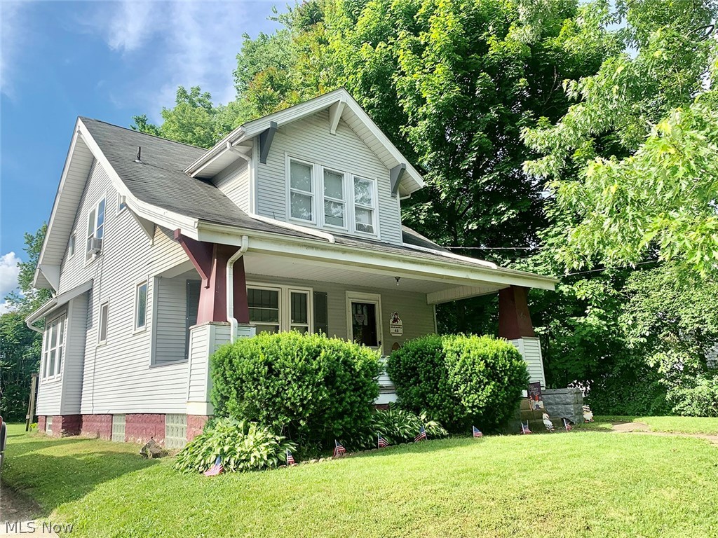 Looking for a well-kept home that's cheaper than renting? Or are you looking for another investment home to add to your portfolio? This 2-bed home that's located at 42 Woodland Ave. SE can now be yours. Spacious rooms throughout the home with gorgeous original woodwork. The master bedroom has 2 large walk-in closets and a bonus room that could be a 3rd tandem bedroom, playroom, or office. Enjoy the covered front porch and large backyard. Call today to set up a showing!