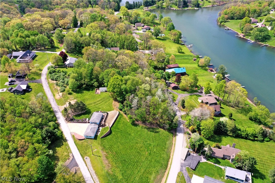 Lake Tomahawk 04 - Land
