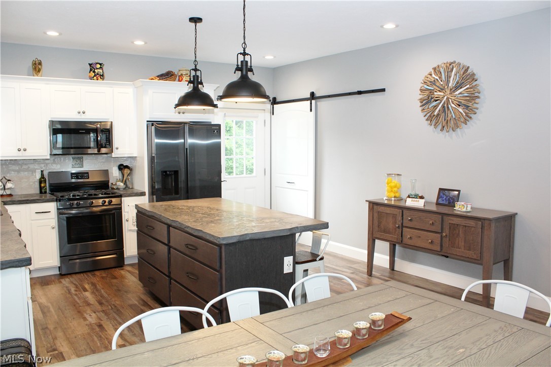 Craig Cove Condominiums - Residential