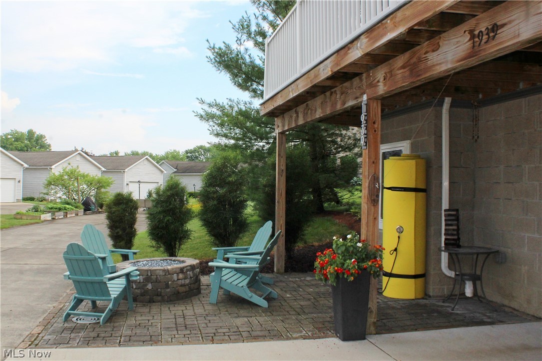 Craig Cove Condominiums - Residential