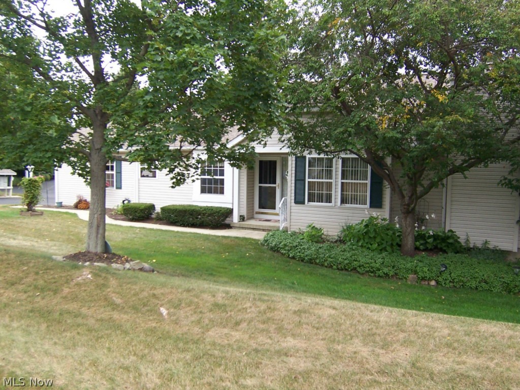 Woodbury Condo - Residential