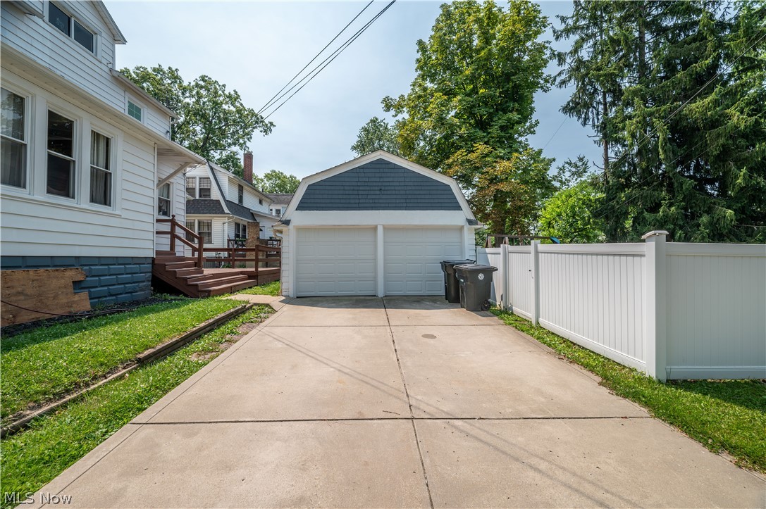Fairmount Drive - Residential