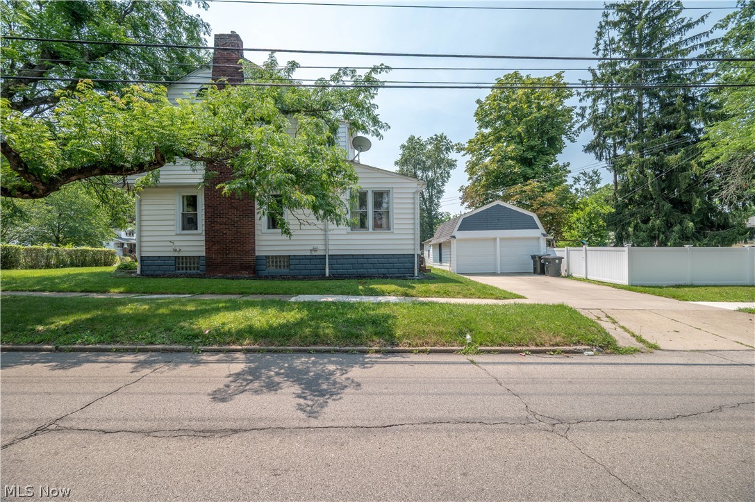 Fairmount Drive - Residential