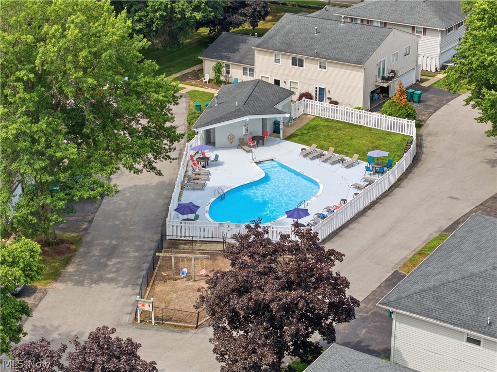 Country Club Apt Homes North Condo - Residential
