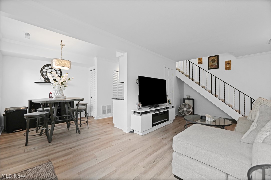 Country Club Apt Homes North Condo - Residential