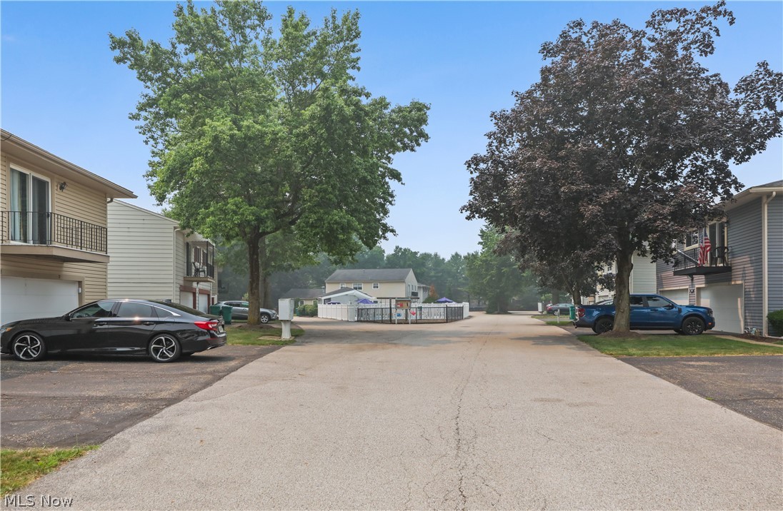 Country Club Apt Homes North Condo - Residential