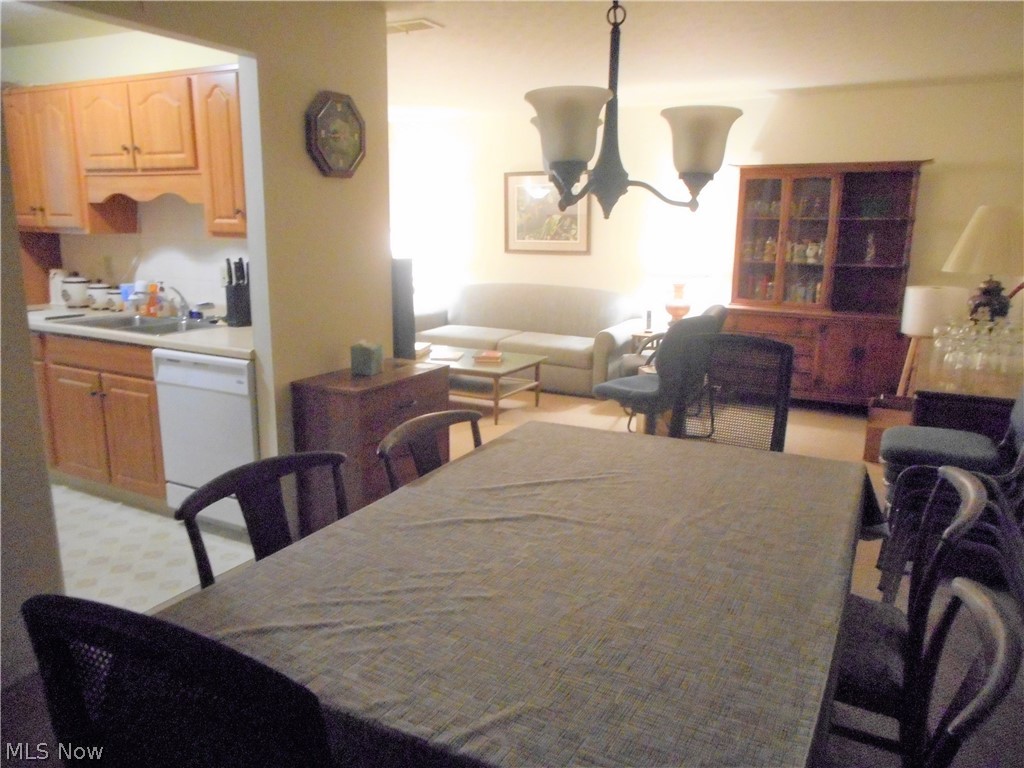 Silver Lake Towers Condo - Residential