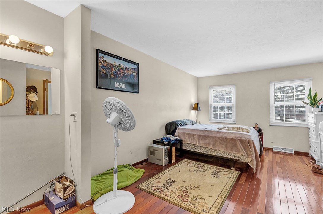 Orchards/Beacon Hill Condo - Residential