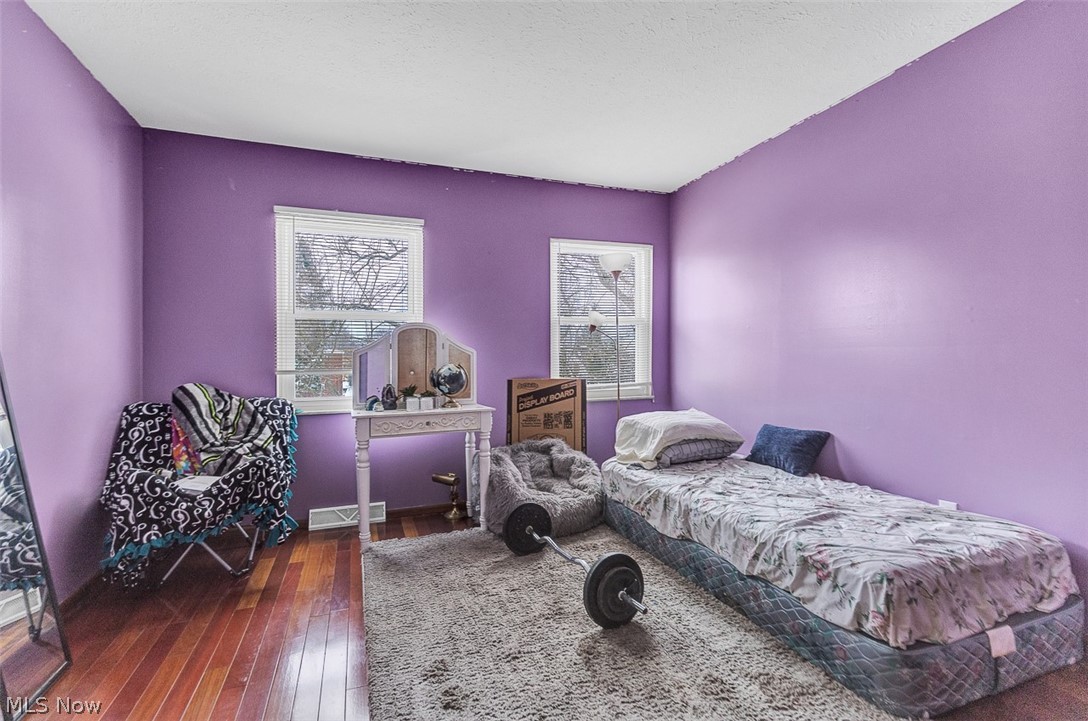Orchards/Beacon Hill Condo - Residential