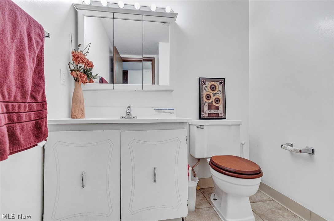 Orchards/Beacon Hill Condo - Residential