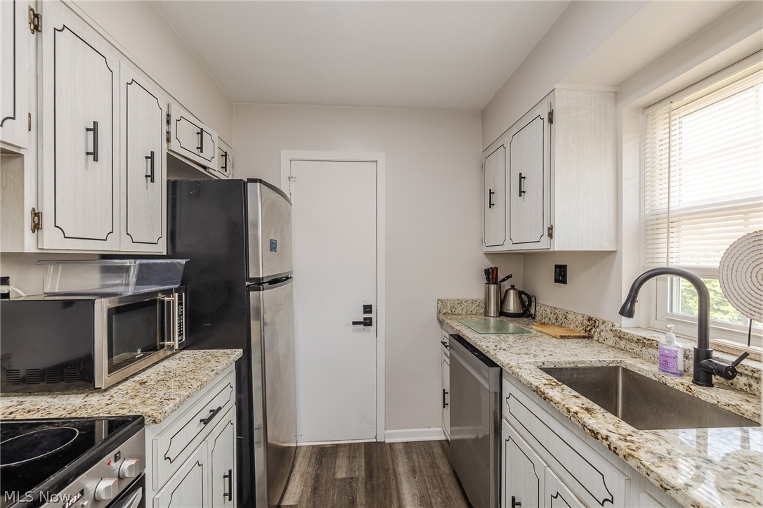 Shaker Club Condo - Residential