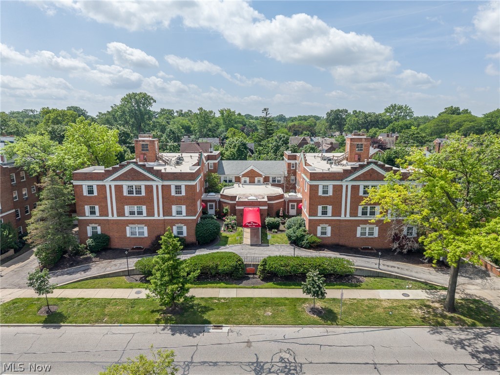 Shaker Club Condo - Residential
