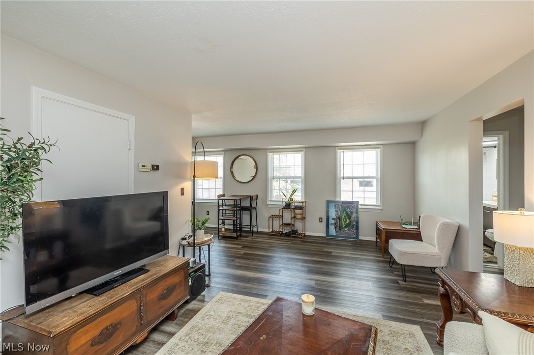 Shaker Club Condo - Residential