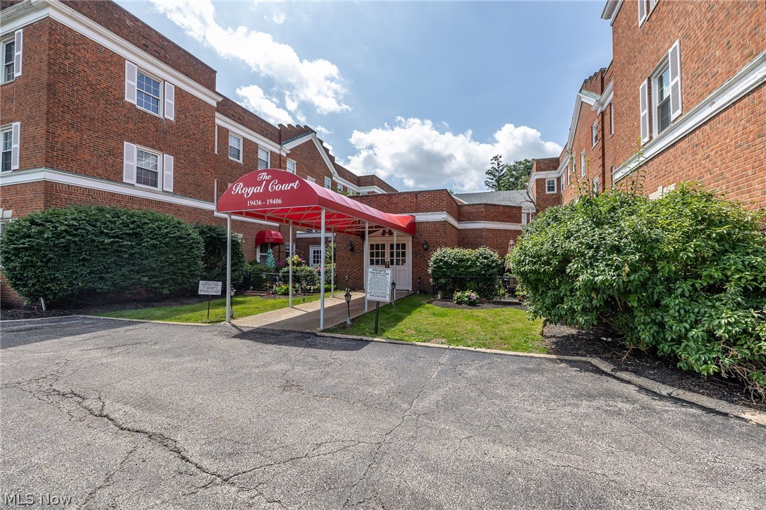 Shaker Club Condo - Residential