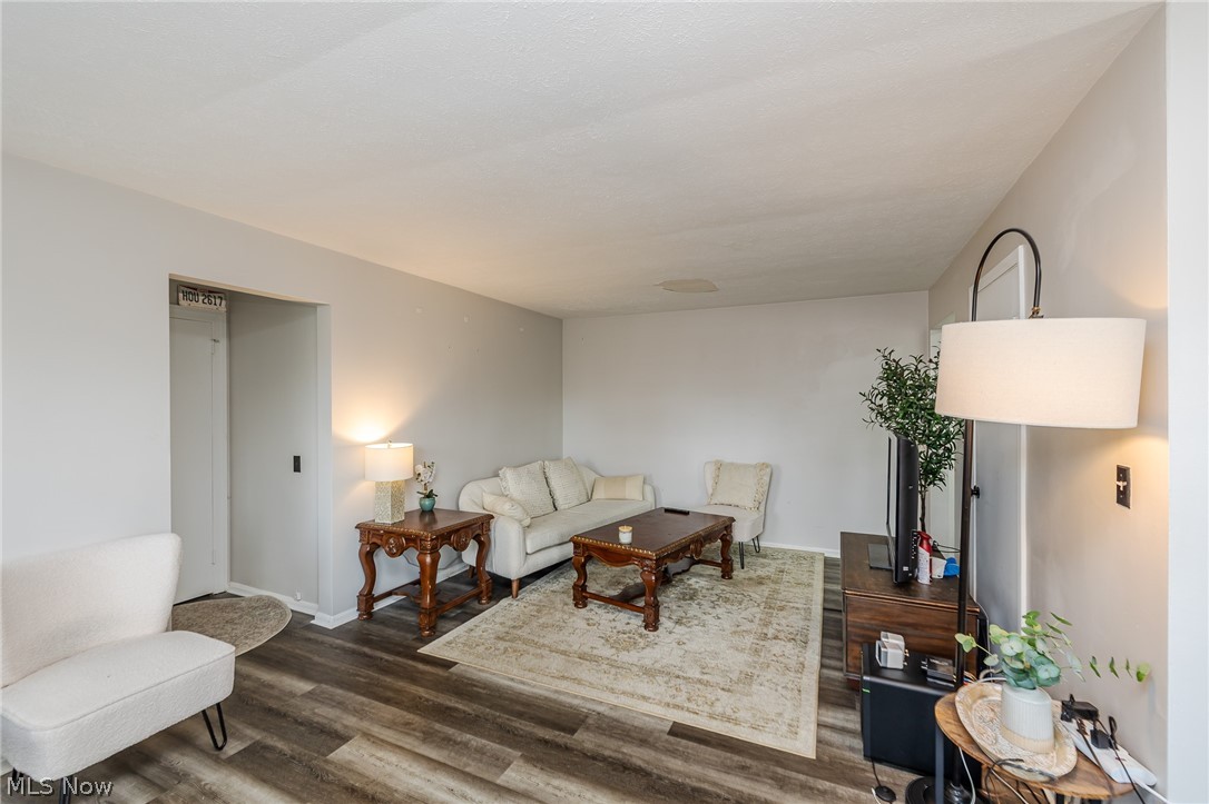 Shaker Club Condo - Residential