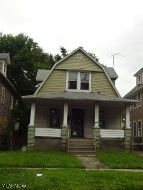 REO Property, Property Sold AS-IS W/O Repair, Warranty or Seller Disclosure.  The Listing Broker & Seller make no guarantees as to the accuracy of information herein; Buyer or Buyer’s Agent is responsible for utility activation related to inspections, Water activation not authorized; air pressure test only.