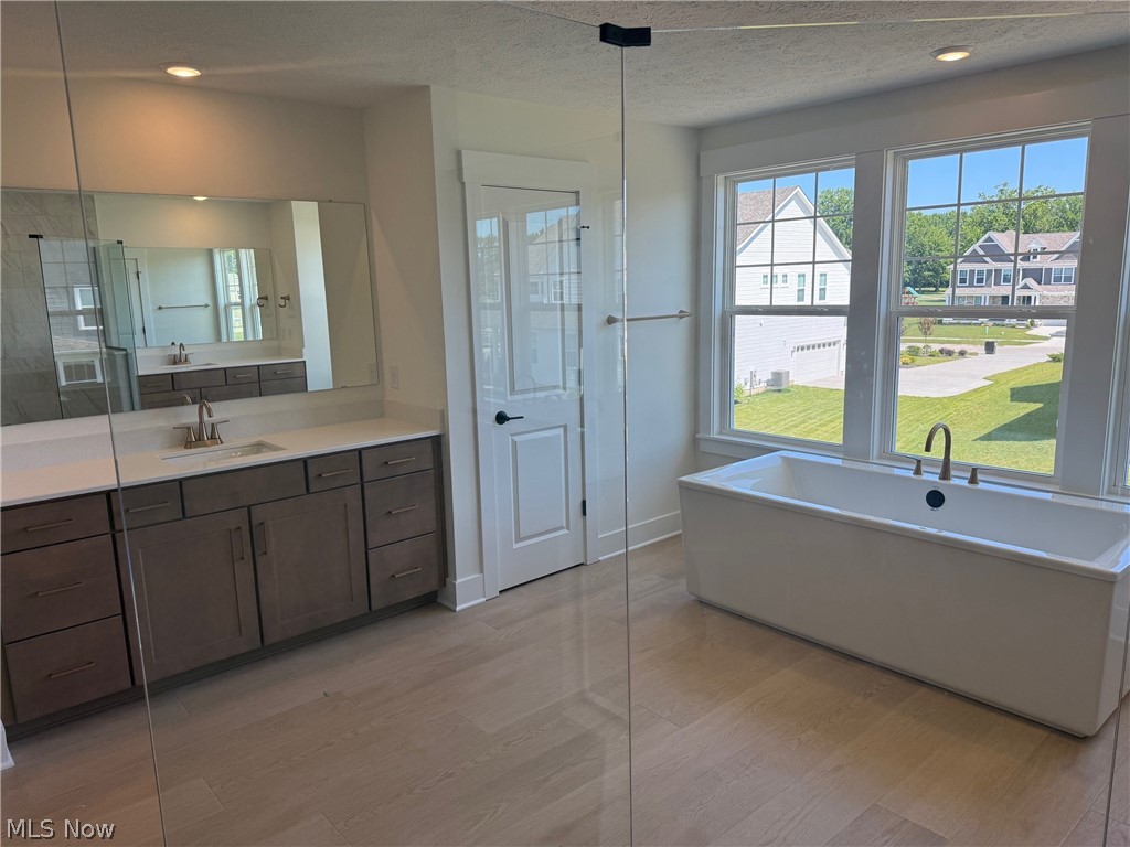 Legacy Isle - Residential