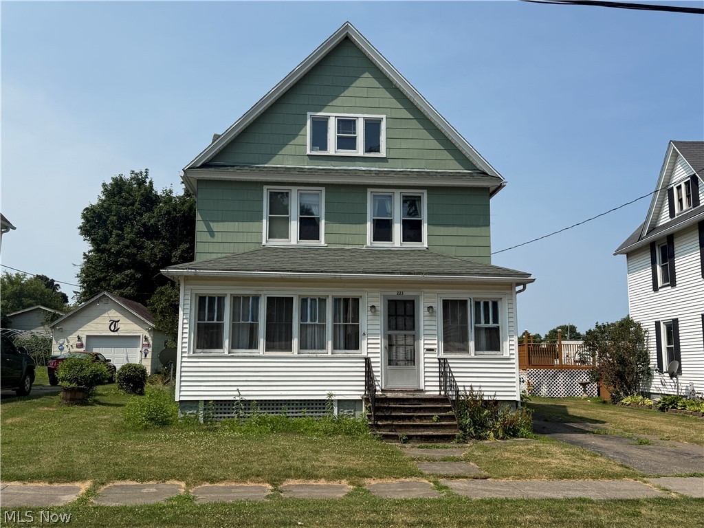 This is offered for a cash sale only. Bring your ideas and make this your own or fix it up! Being sold as is. 3 bed, 1 bath, full basement, enclosed front porch and large walk up attic!!!