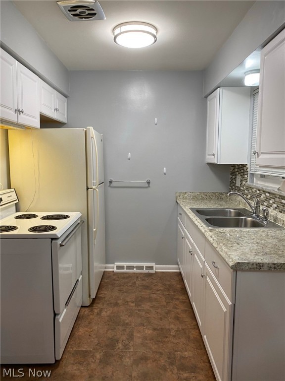 Country Club Condo - Residential