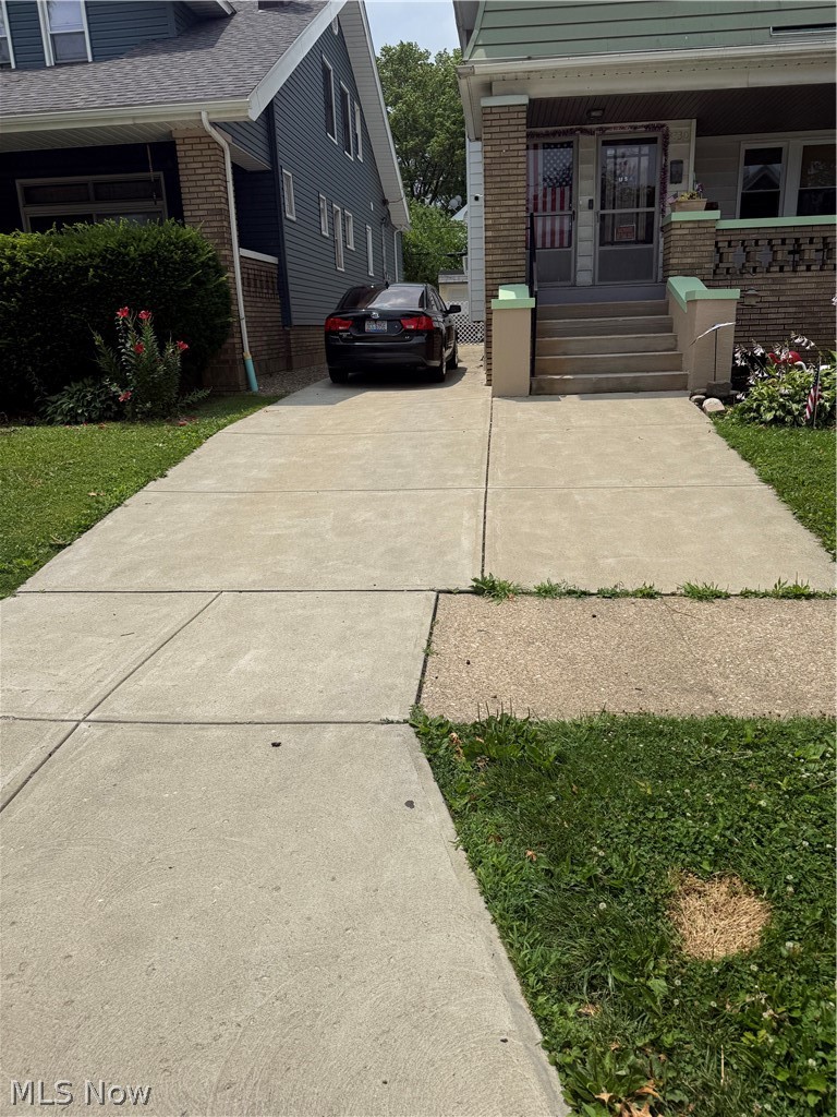 Lorain Villas - Residential Income